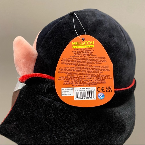 Squishmallow 8” (NWT) Hershey’s Milk chocolate Vlad the vampire teddy bear - Picture 7 of 9